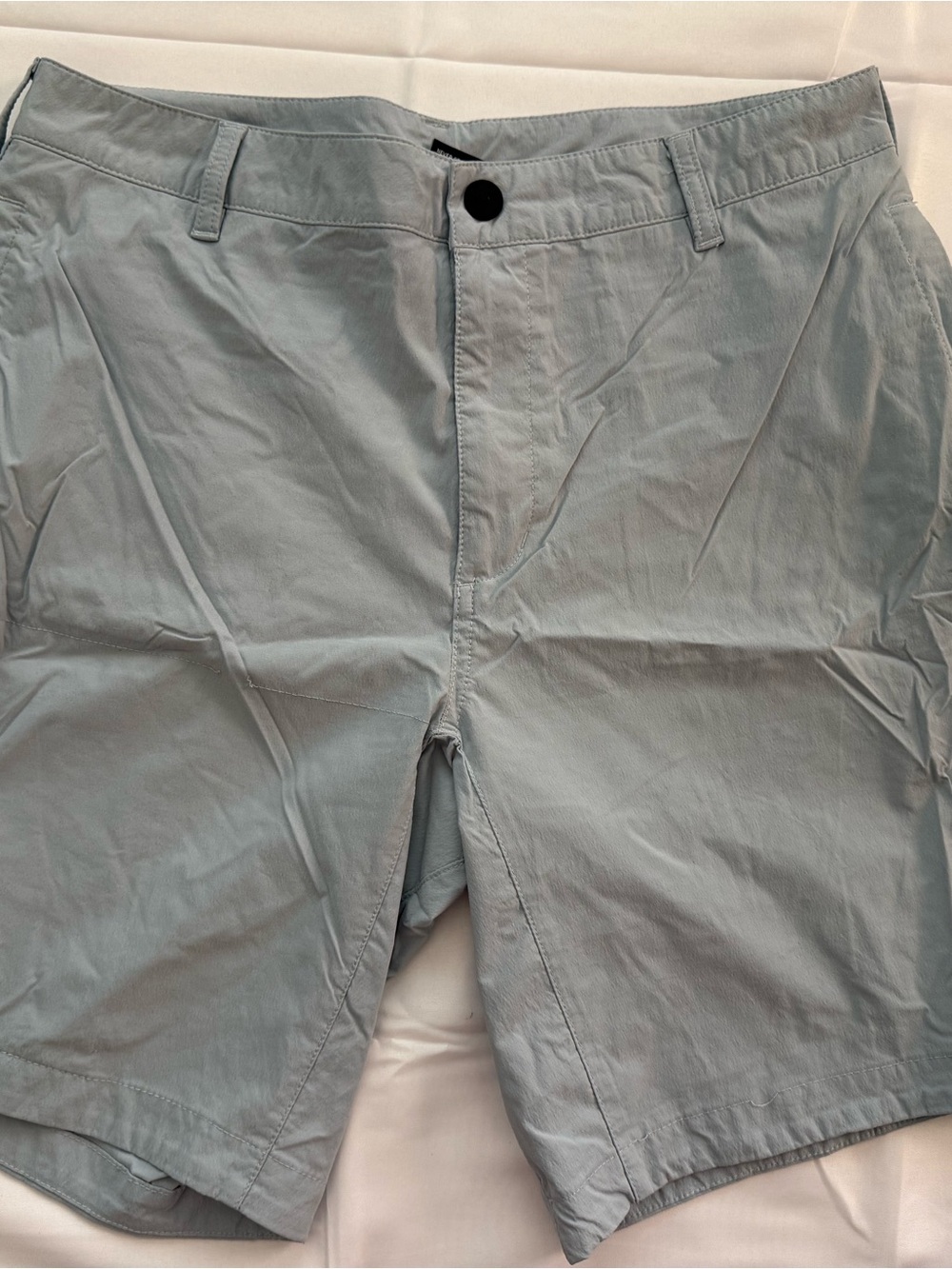 The North Face Men's Light Gray Flat-Front Shorts